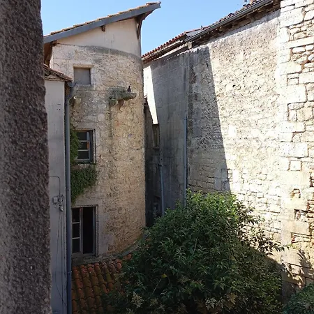 Historic Heart Of Apartment